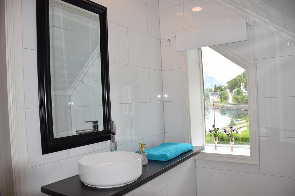 Dosen Gard Hotel Luster ภายนอก รูปภาพ